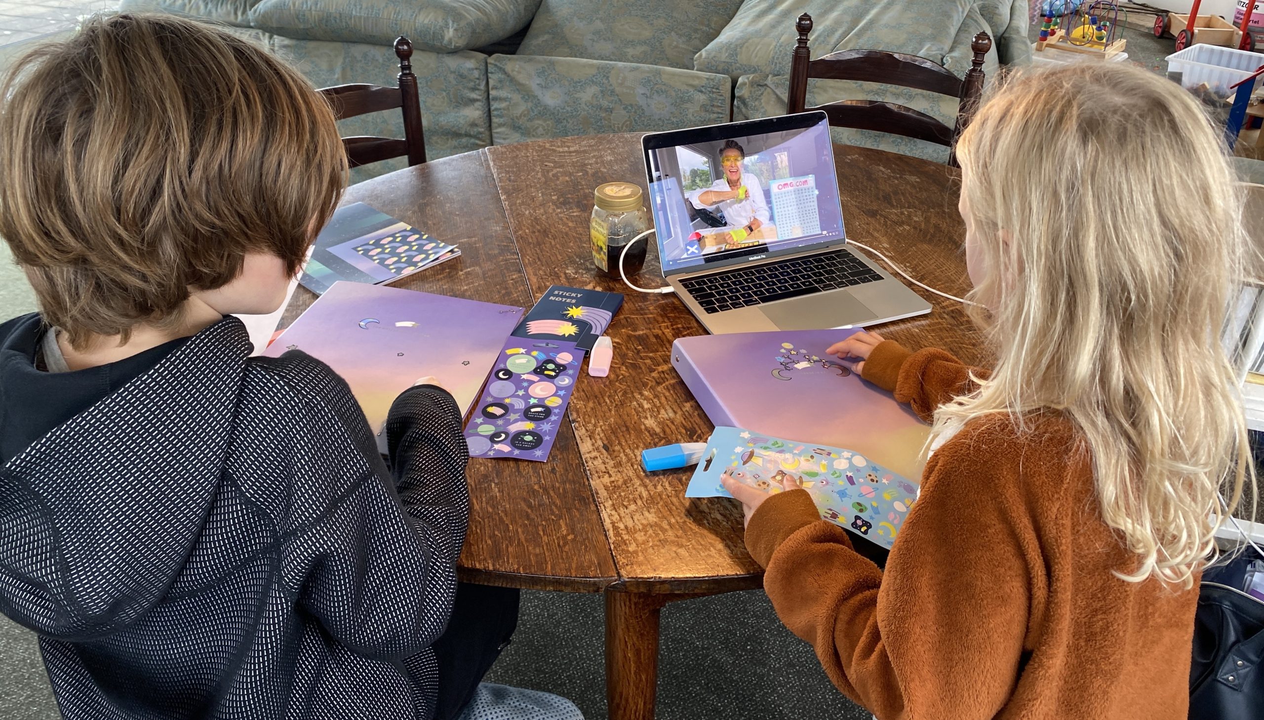 9d9d4681-2dde-4c79-ba94-e2ca0709645a